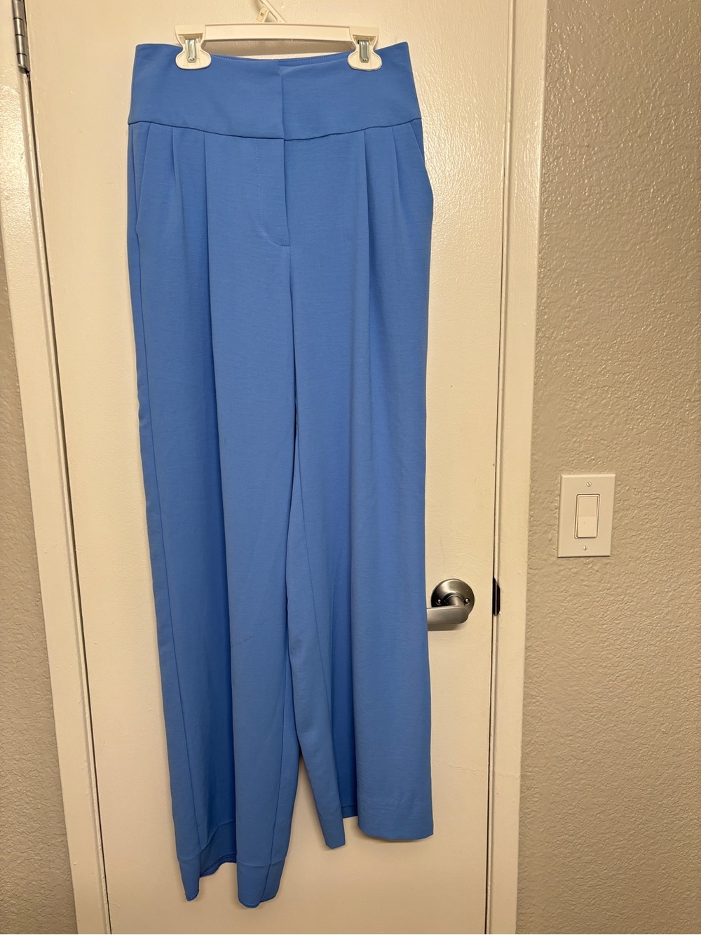 CeCe Wide-Leg High-Waist Pants in Cornflower Blue